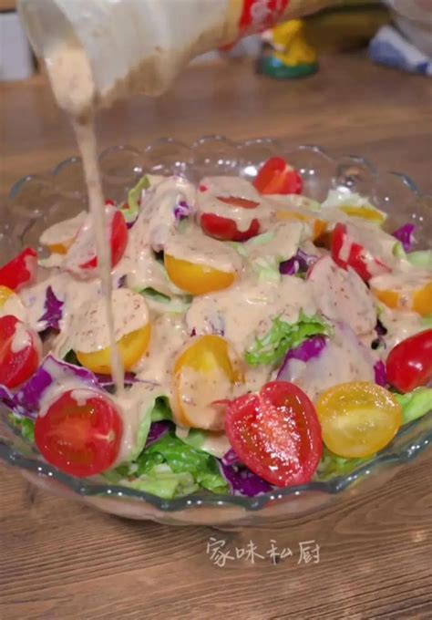 【真正低脂蔬菜沙拉的做法步骤图，怎么做好吃】豆青虫子_下厨房