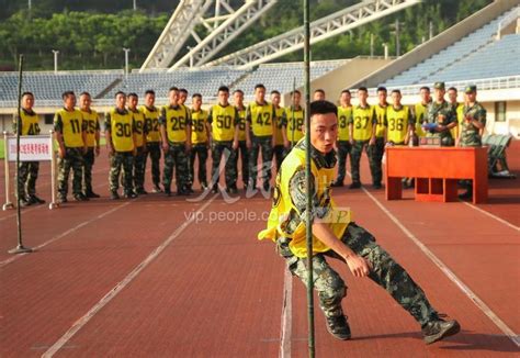 广西河池：武警军人运动会激战正酣-人民图片网