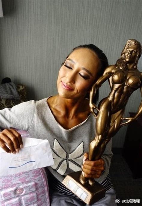 中国女子健美也出了世界冠军 创造历史_新浪图片