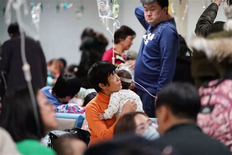 上海儿童医院一女医生遭家属追打致脑震荡(图)|医闹_新浪新闻