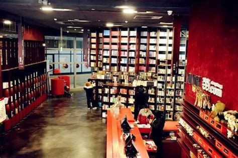 上海最美的书店，有生之年必须去一次 - 知乎