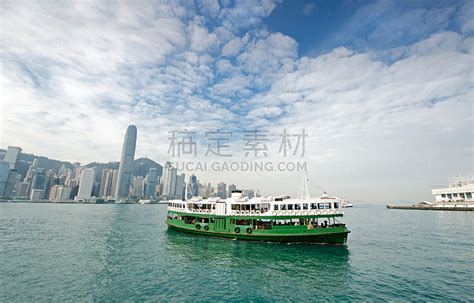 在香港维多利亚港的渡轮高清图片下载-正版图片507557875-摄图网