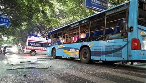 厦门BRT公交起火爆炸为刑事案件 是成都公交车燃