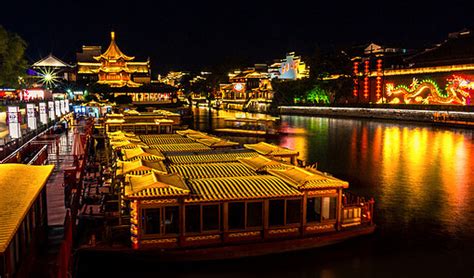 南京夜景哪里好看？10个南京夜景最美的地方！ - 含鄱口