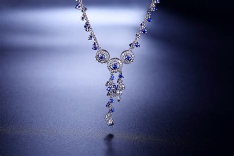 夜空中闪亮的北极星！Louis Vuitton路易威登2021高级珠宝系列-第一黄金网
