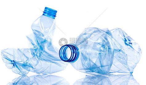 粉碎的塑料瓶子高清图片下载-正版图片503096550-摄图网