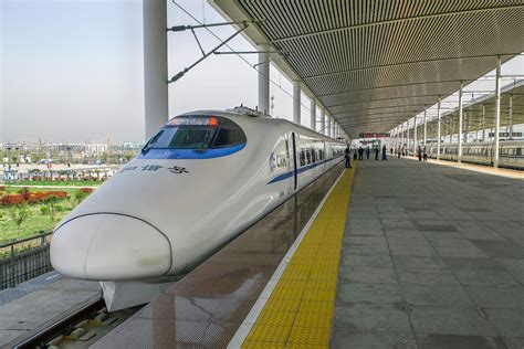 中国高铁降速近五年，何时才能再回350？_荔枝网