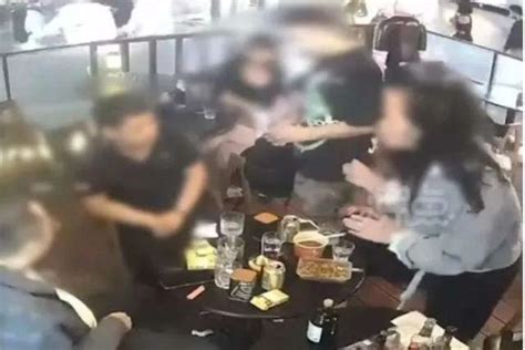 【透视社·民生沸点】重庆一男子酒吧骚扰邻桌女生 警方回应 ...