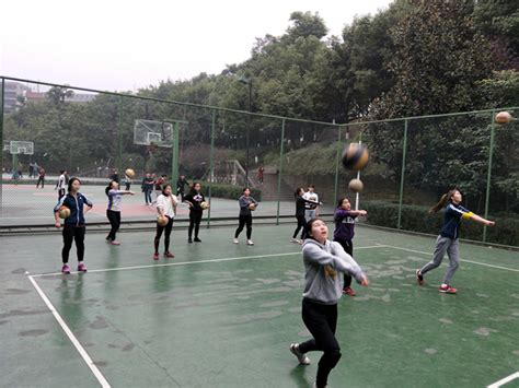 【校队新闻】校女子排球队十二月训练纪实-重庆邮电大学移通学院