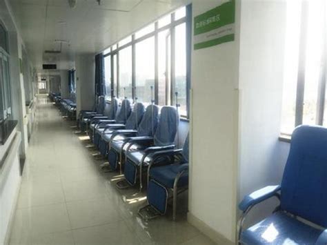 战疫最前线：武汉市金银潭医院新增96张床位并投入使用_凤凰网视频_凤凰网