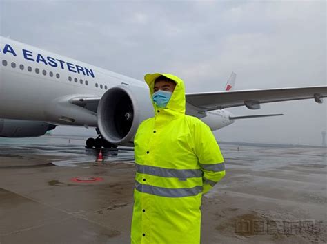 首都机场安保公司全力做好雷雨天气航班保障工作-中国民航网