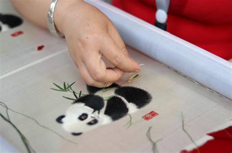 蜀绣与中国艺术-成都和光顺彩文化传播有限公司