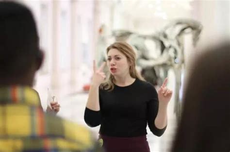在美国博物馆是怎样教聋哑人欣赏展品的——人民政协网