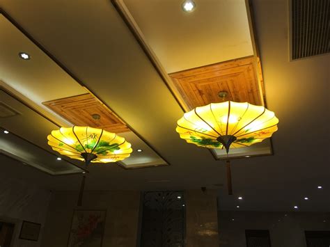 深圳餐饮空间设计，一家简洁活泼的粤湘风味餐厅|空间|室内设计|艺鼎装饰设计 - 原创作品 - 站酷 (ZCOOL)
