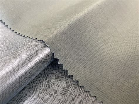 昆山三朵纺织品有限公司是一家专注于户外功能性面料的研发、生产与销售的企业 三朵纺织