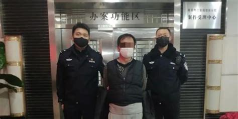 郑州男子杀人潜逃20年后成大老板 抓捕现场曝光