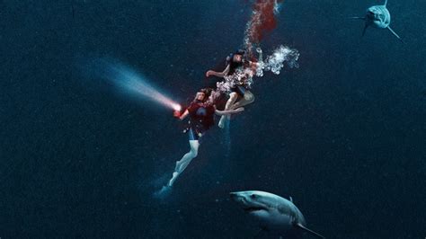 《鲨海逃生》电影海报