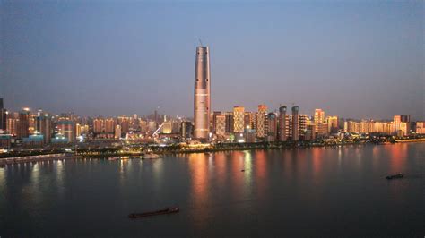 长江传媒大厦,都市风光,建筑摄影,摄影素材,汇图网www.huitu.com