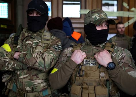 外媒：美英精英特种部队在乌克兰进行“秘密战争”_凤凰网