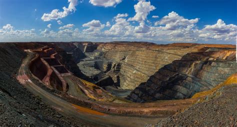 世界三大金矿排名，格拉斯堡金矿排第一_巴拉排行榜