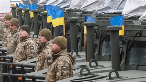 乌克兰军事实力如何？苏联刚解体时很强大