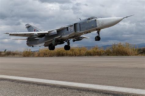 俄罗斯苏-34战机用航弹摧毁乌军一个指挥所 - 2024年1月4日, 俄罗斯卫星通讯社