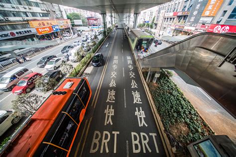 郑州BRT“公交优先”智能化系统案例