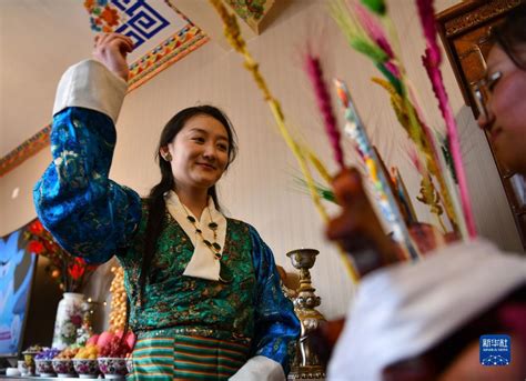 西藏拉萨哲蚌寺配图-人民图片网