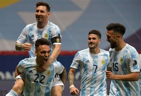 一波11-5！巴西踢疯了，冲击4大纪录，赢下阿根廷=拿美洲杯第10冠|美洲杯|巴西队|阿根廷_新浪新闻