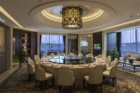 2023金陵饭店行政酒廊美食餐厅,服务很好，上到36层会有经理...【去哪儿攻略】