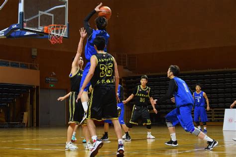 我校获广东省大学生篮球联赛女子乙A组冠军-广州大学新闻网