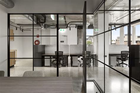 广州天河CBD展厅办公室设计-赫红建筑设计