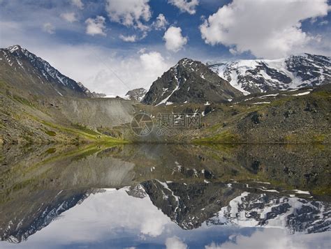 山湖俄罗斯西伯利亚阿尔泰山高清图片下载-正版图片507152548-摄图网