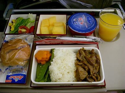 飞机上有餐食吗-