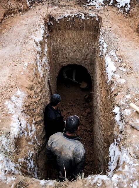 北京地铁14号线景泰站附近发现古墓 正在考古挖掘_手机新浪网