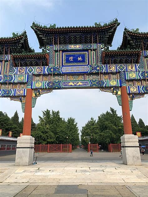 包含地坛医院医院排队代办挂号异地来京食宿建议，减少额外开销的词条