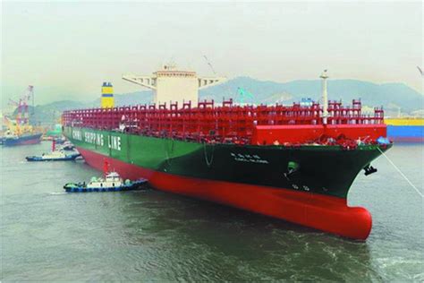 全球最大集装箱船首航洋山港-中华航运网