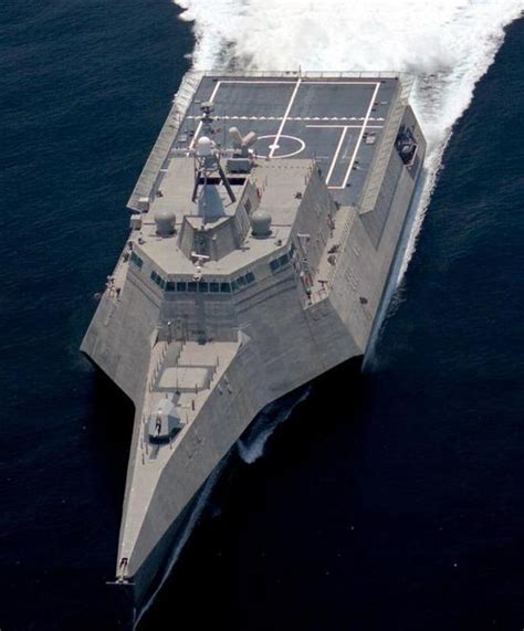 美国海军第17艘濒海战斗舰“比林斯”号服役 - 中国军网