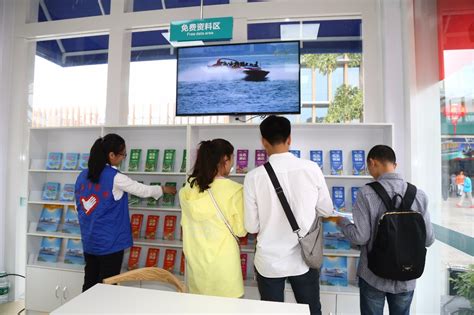 三亚6个旅游咨询服务中心建成启用 增加书报亭功能-三亚新闻网-南海网