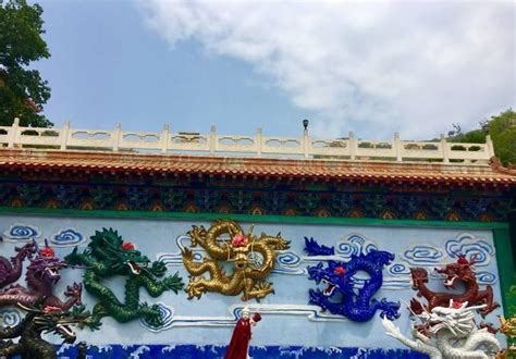 藏在锦州的边陲小镇，人口不到3万人，却坐拥洗浴城30多家__财经头条