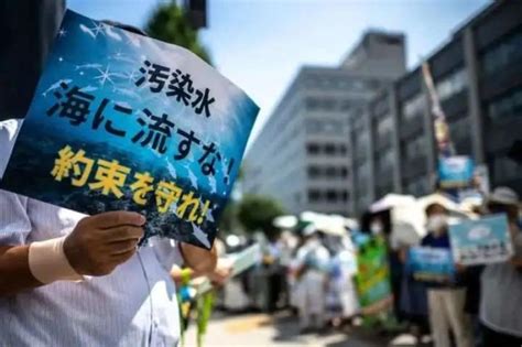 日本：核污染水排海导致当地海鲜滞销 海鲜冻货“堆积成山”当地官员呼吁民众“多吃点”|日本|海鲜_新浪新闻