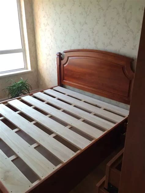 新款简约现代框架结构松木床榻榻米儿童床成人床实惠床加强加厚床-阿里巴巴