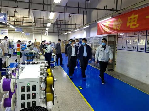 一图看懂《吴中区机器人与智能制造产业提升发展三年行动计划（2021-2023年） - 苏州市吴中区人民政府