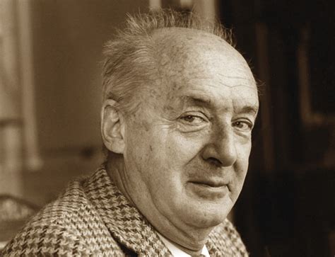 Biography of Vladimir Nabokov, Novelist