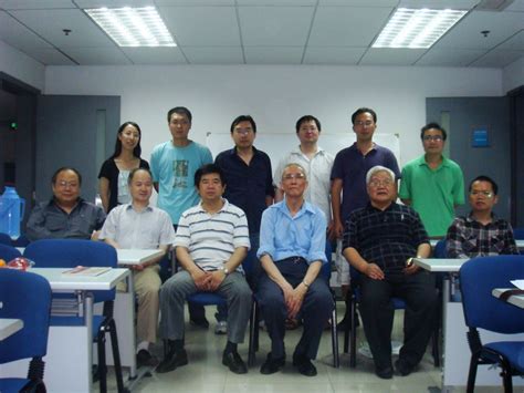 由我院承办的第六届全国统计学博士研究生学术论坛成功召开-广州大学经济与统计学院