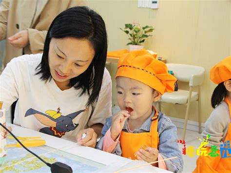 儿童手工DIY乐园加盟体验手工的魅力_易控创业网
