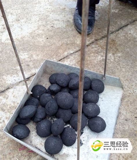 农村废弃的蜂窝煤渣，“零成本”制成多肉植物颗粒土，简单实用|煤渣|蜂窝煤|蜂窝_新浪新闻