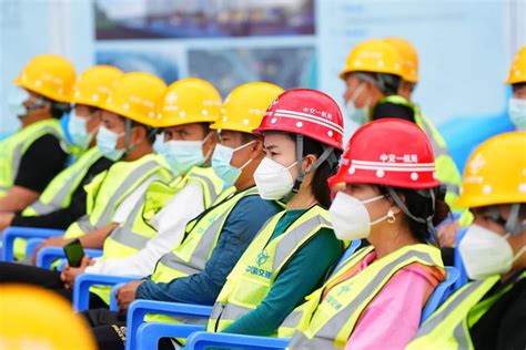 海南陵水集中开工11个项目 总投资38.8亿元_手机新浪网
