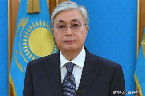 哈萨克斯坦总统托卡耶夫，汉语流利、喜欢吃中餐，支持中国统一_合作_关系_共赢