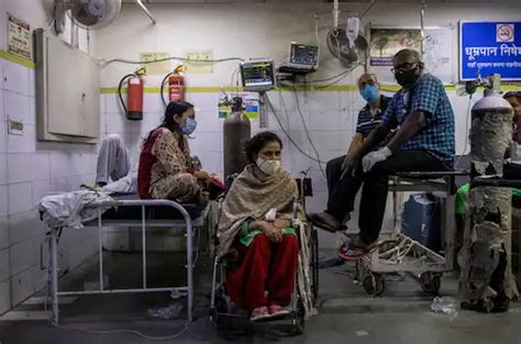 印度疫情急转直下：首都封锁，医院人满为患，市民在线“求救”_凤凰网